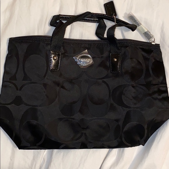 Coach Handbags - Black Coach Tote Purse Set- Large bag and cosmetic